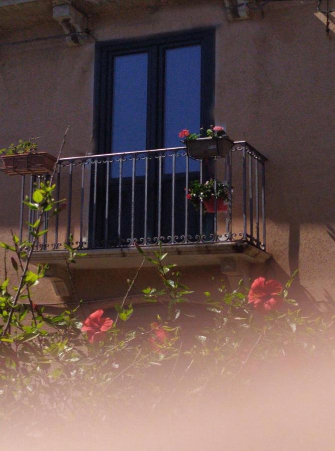 Trapani Egadistar Apartments Ngoại thất bức ảnh